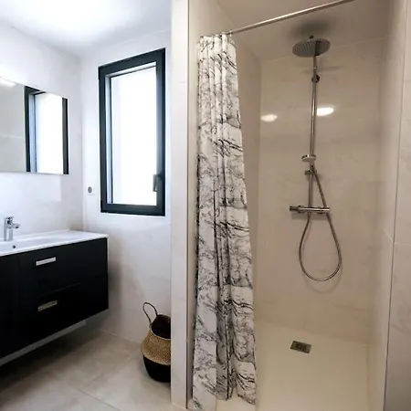 아파트 Proche Centre Et Commodites, Appt 4/6 Pers 포르토베쉬오